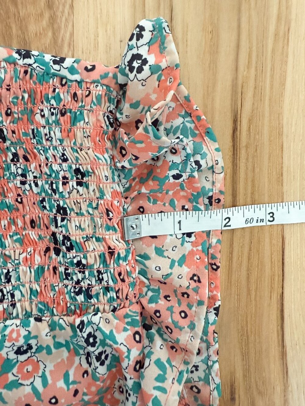 LOFT Smocked Ditsy Floral Blouse | Flutter Sleeve | Ruffle Neck | Size S - Picture 9 of 10